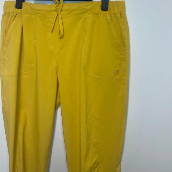 Albion yellow Jetsetters  size small PETITE - Picture 3 of 7